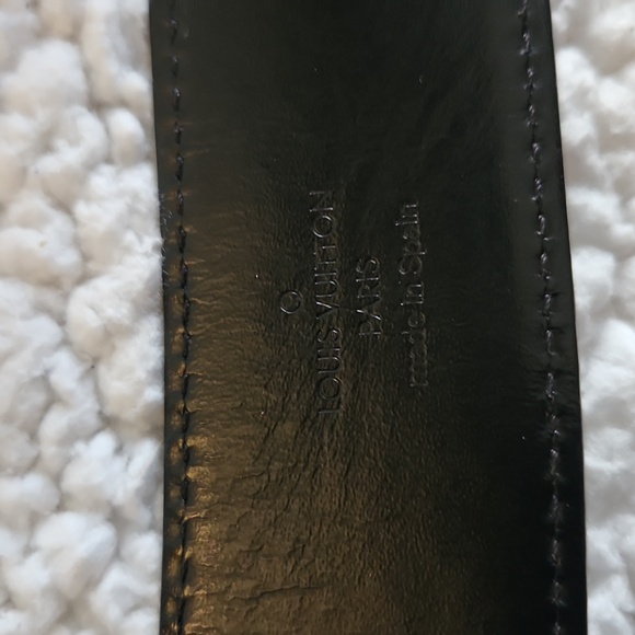 Louis Vuitton mens used belt - Picture 6 of 8